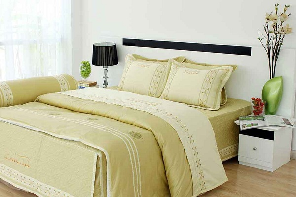Kinh nghiệm chọn mua chăn ga gối đệm Sông Hồng cho phòng cưới